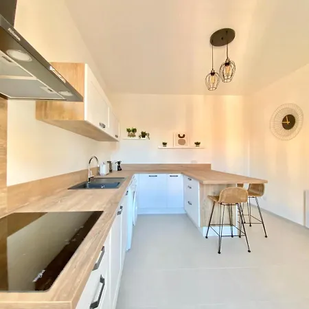 Montee Fleurie 芒通