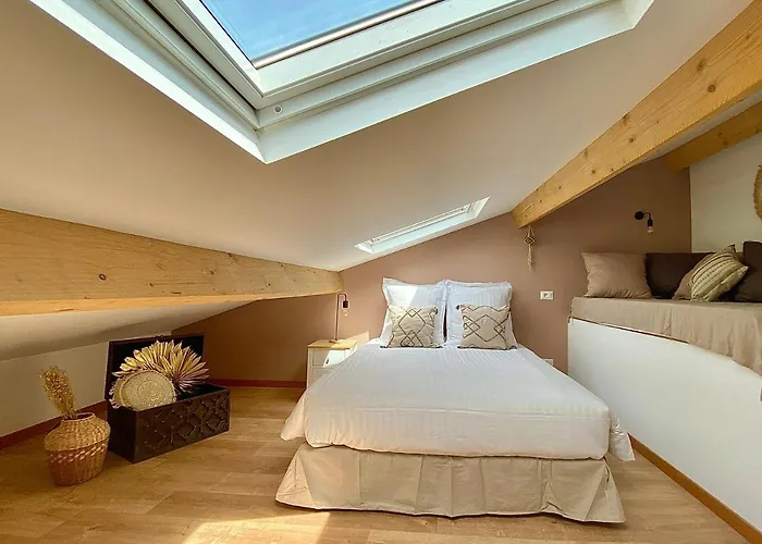 Apartment Montee Fleurie *