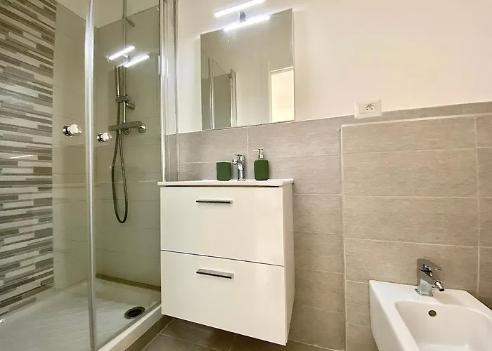 Montee Fleurie 芒通