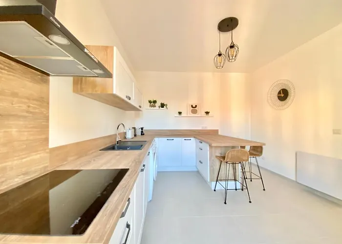 Montee Fleurie Menton